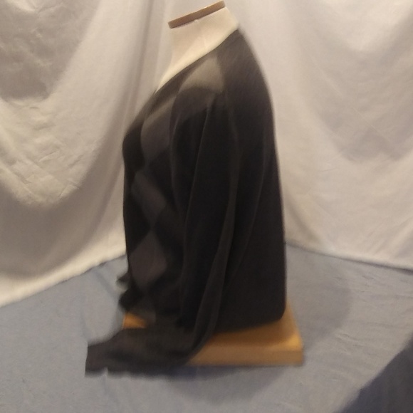 Apt. 9 Gray & Black Argyle V-neck Sweater - Picture 2 of 6